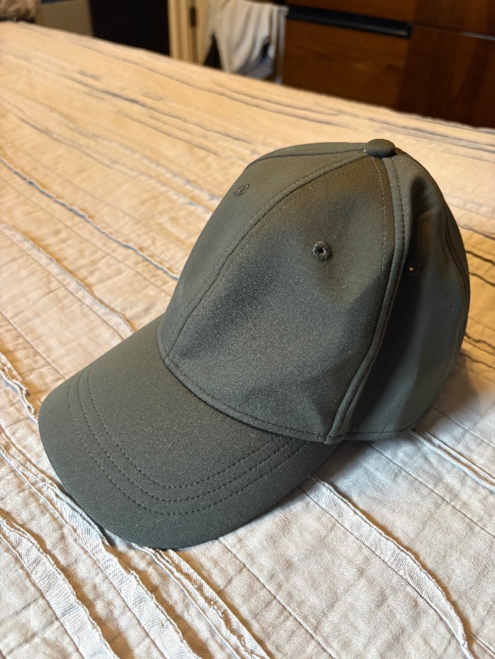Green Lululemon hat OS